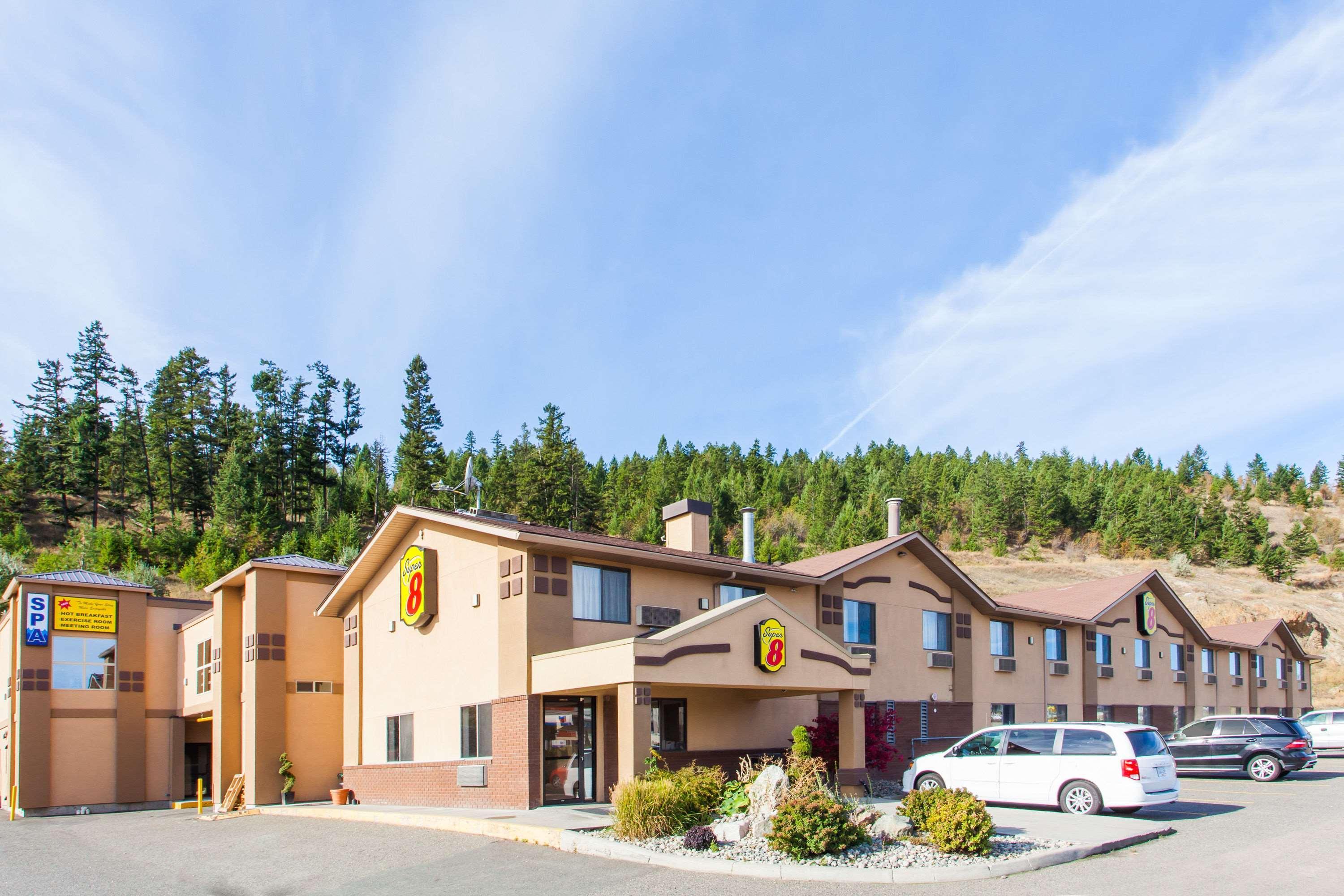 Hotel Super 8 By Wyndham Kamloops On The Hill Exteriér fotografie