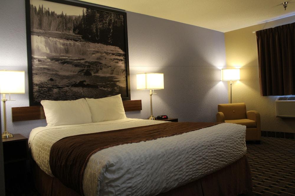 Hotel Super 8 By Wyndham Kamloops On The Hill Exteriér fotografie