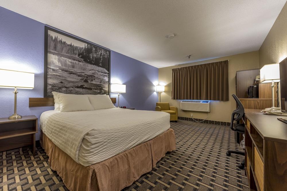Hotel Super 8 By Wyndham Kamloops On The Hill Exteriér fotografie